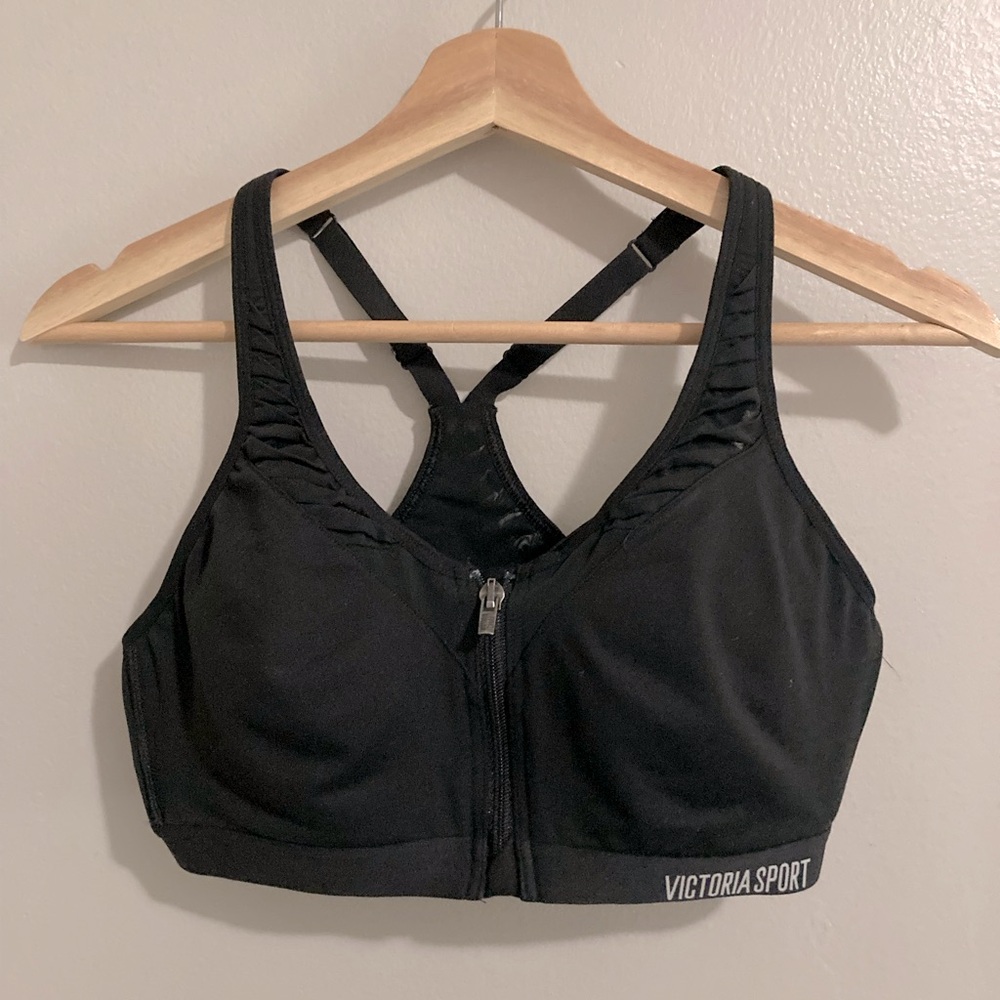 Victoria’s Secret front zip sports bra